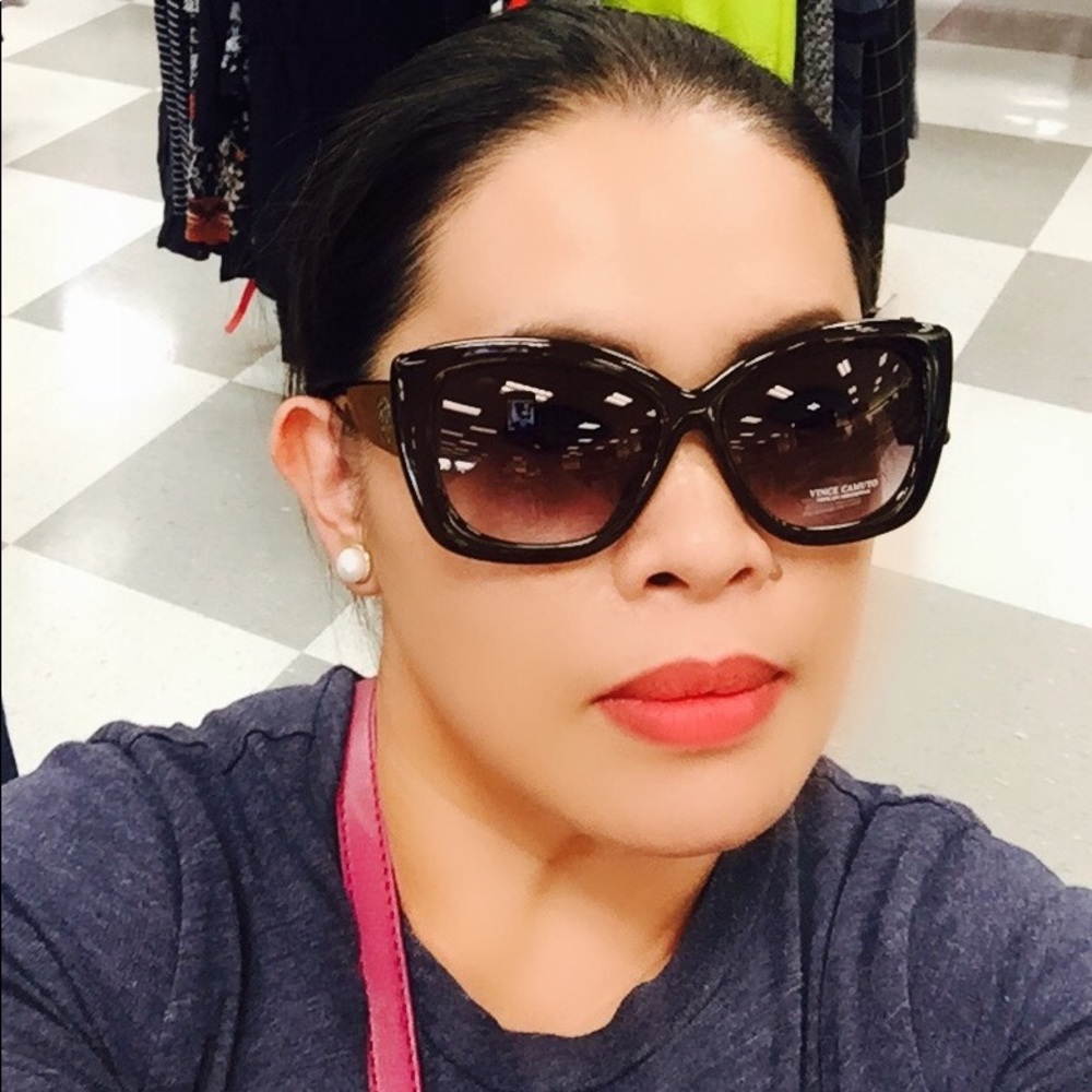 Meet your Posher, Shiela